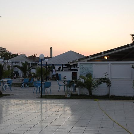 Torquemada Beach Club Margherita Di Savoia Exterior photo