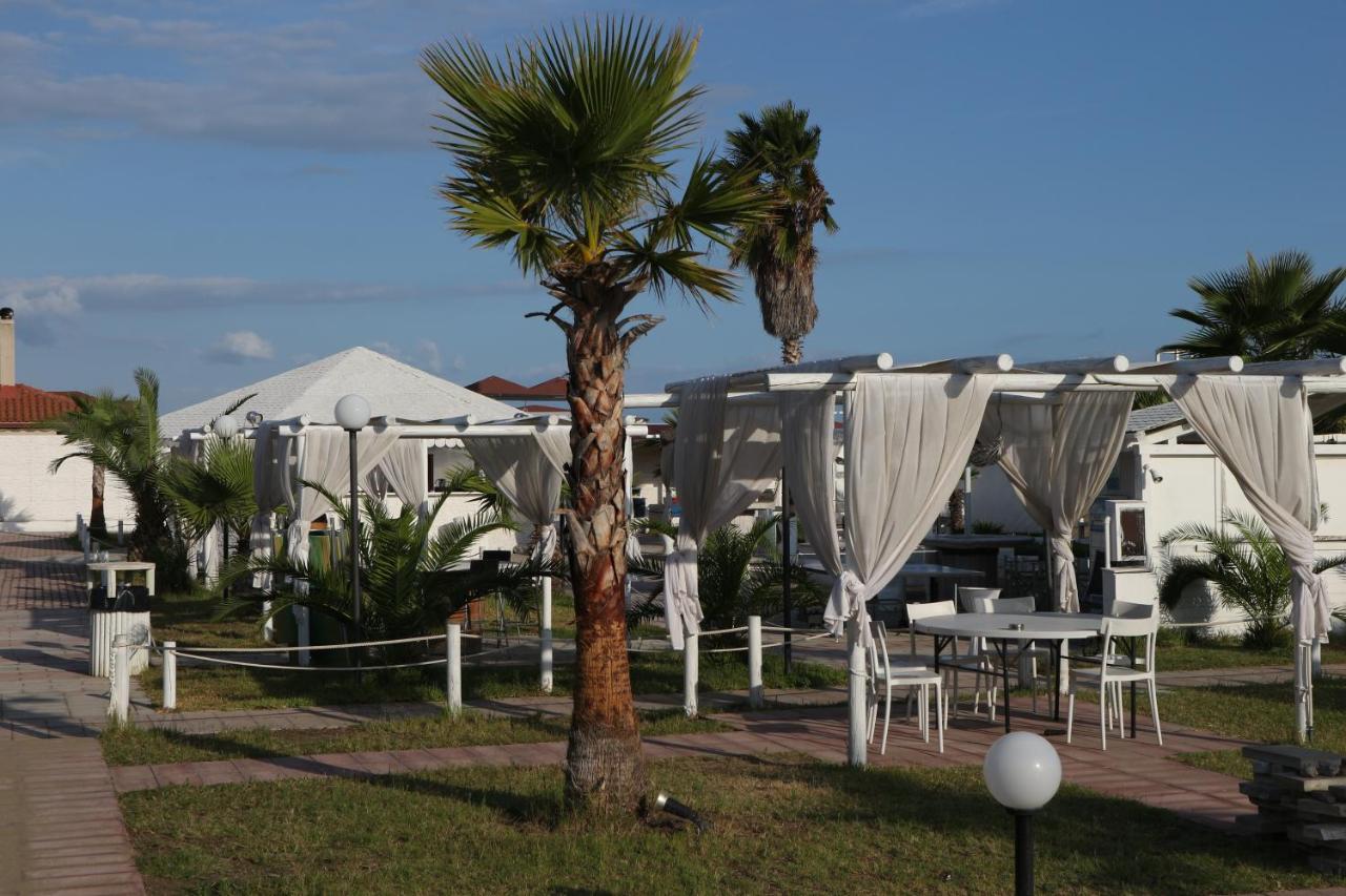 Torquemada Beach Club Margherita Di Savoia Exterior photo